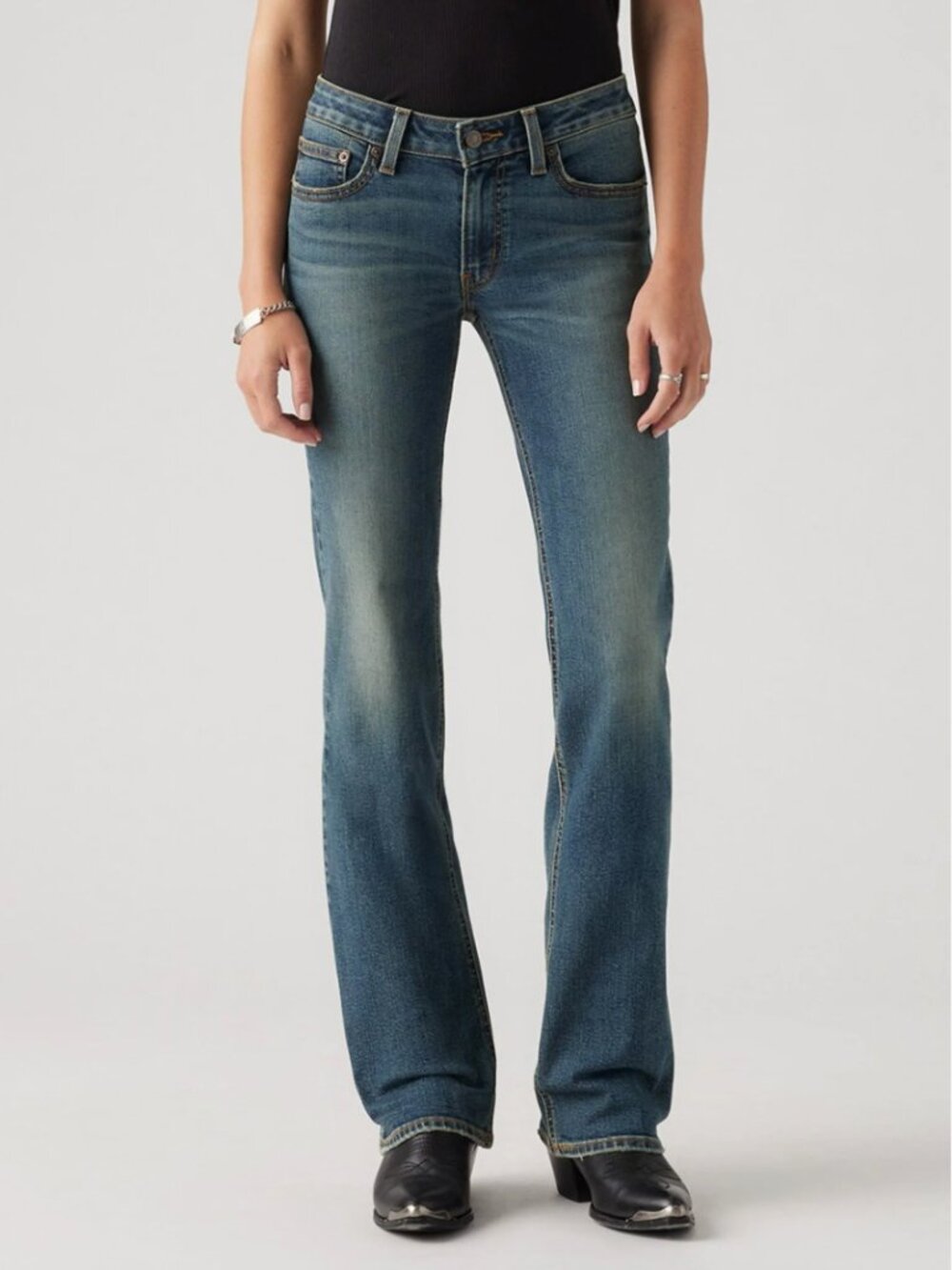 Levi’s Superlow Bootcut Women’s Jeans - size 28 x 32